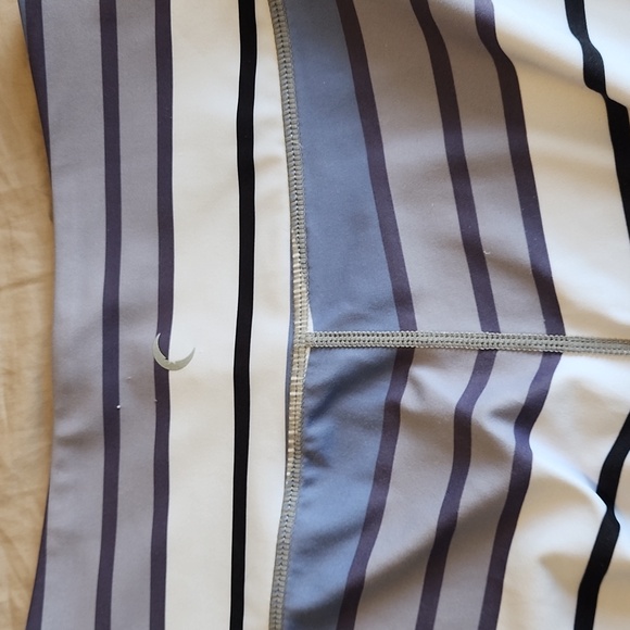 Zyia Set - Picture 3 of 6